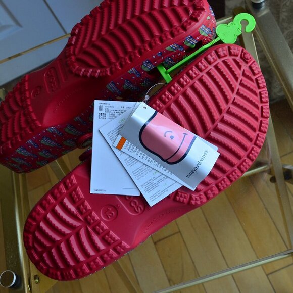 Crocs Vineyard Vines Christmas Holiday Red Classic Clog Size US M12 - Picture 7 of 9